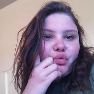 Meet your Posher, Mackenzie